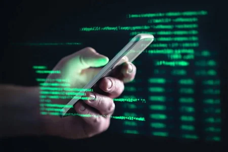 Bank kartlarının məxfi şifrəsini ələ keçirən kredit mütəxəssisləri aşkar olundu
