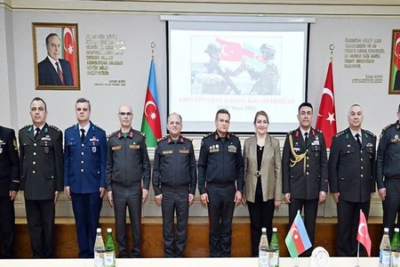 Azərbaycan və Türkiyə hərçiləri radiasiya və kimyəvi silahdan mühafizəni müzakirə ediblər