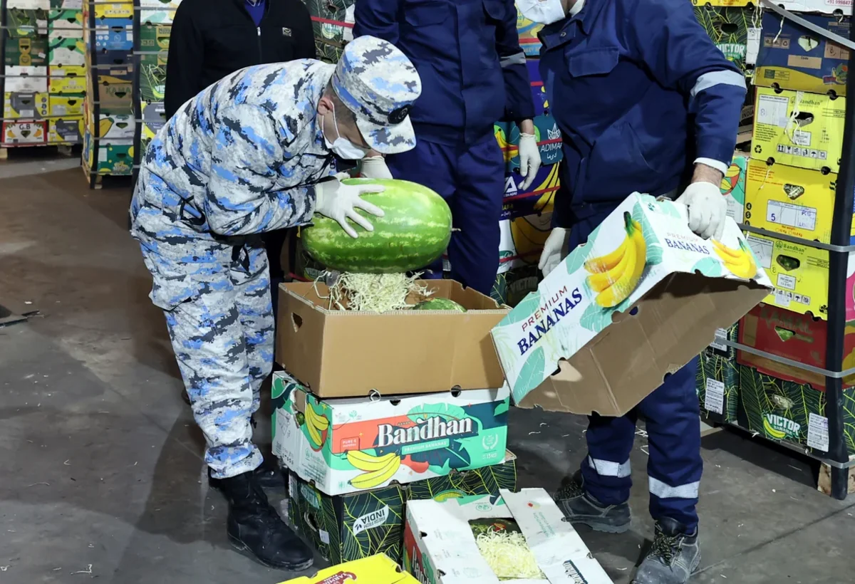 Qarpız yükündən 30 kiloqramdan çox həşiş çıxdı - FOTO