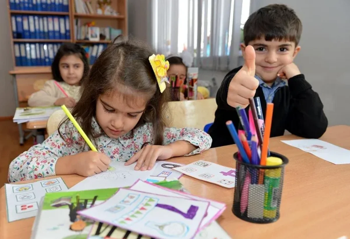 Övladı məktəbə gedəcək valideynlərin DİQQƏTİNƏ