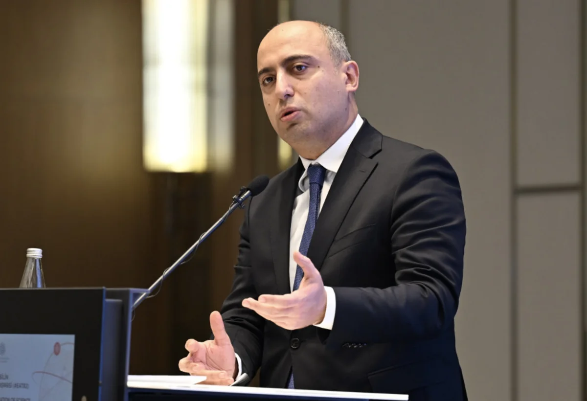 Nazir: Ucqar kənd məktəblərinin birləşdirilmə məsələsi təhlil olunur