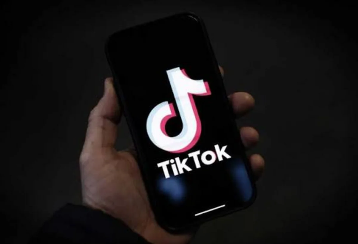 TikTokda canlı yayımda söyüş söyənlər saxlanıldı