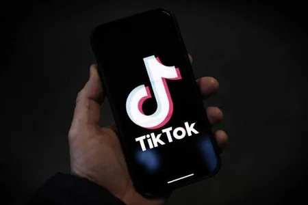 TikTokda canlı yayımda söyüş söyənlər saxlanıldı