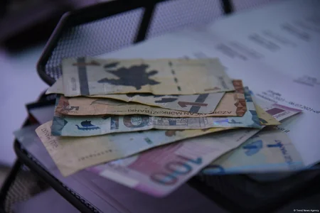 Azərbaycanda vergi daxilolmaları 1% azalıb