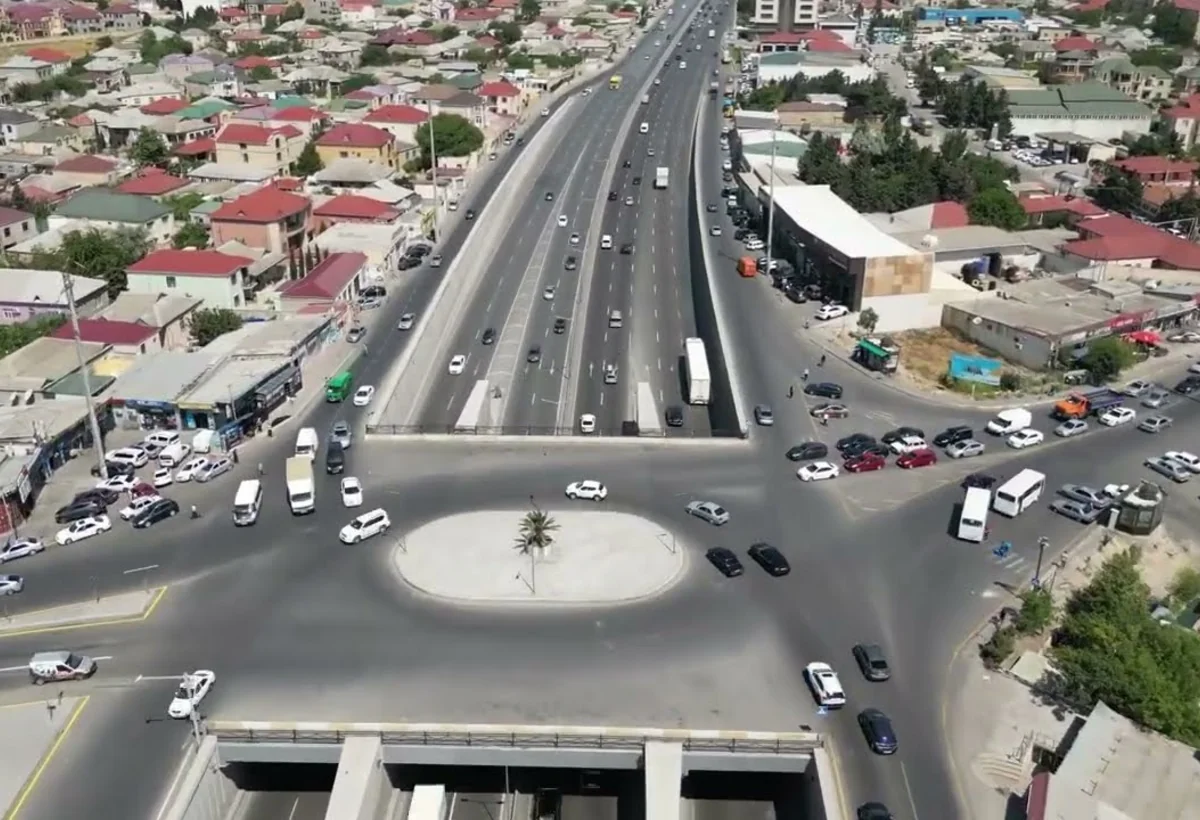 Bakıətrafı tıxacın azaldılması üçün irimiqyaslı yol layihəsi hazırlanır
