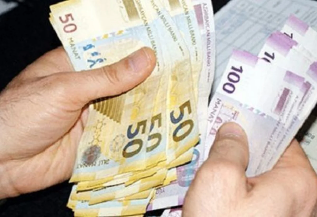 Orta maaş 53 manat artıb