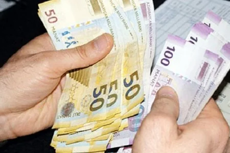 Orta maaş 53 manat artıb