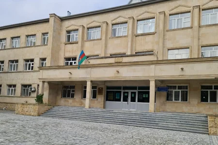 Bakıda məktəbdə insidentdə iştirak etmiş üç sinif yoldaşı nəzarətə götürülüb
