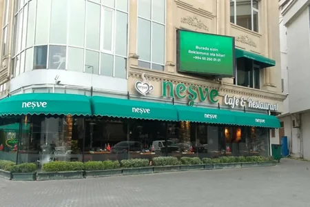 Qazı kəsilmiş “Neşve” restoranı sudan qanunsuz istifadəyə görə də CƏRİMƏLƏNDİ