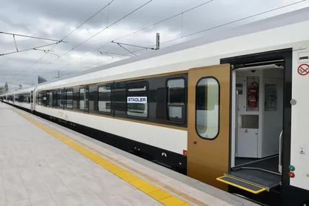 Bakıdan Tbilisiyə qatar biletləri 3 dəfədən çox bahalaşıb - FOTO