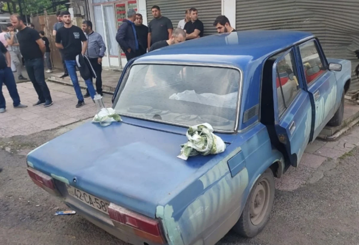 Lənkəranda sürücü sükan arxasında ölüb