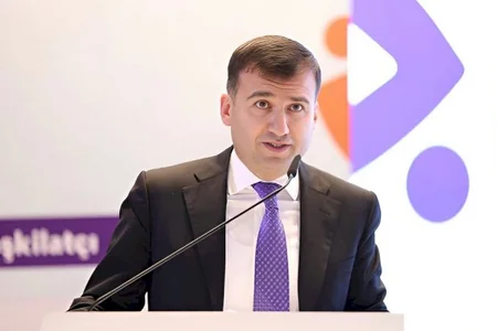 Azər Mursaqulov maliyyə şöbəsinin müdirini də işdən çıxardı