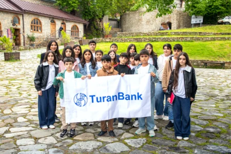 TuranBank DOST Agentliyi ilə birgə şəhid övladlarını sevindirib