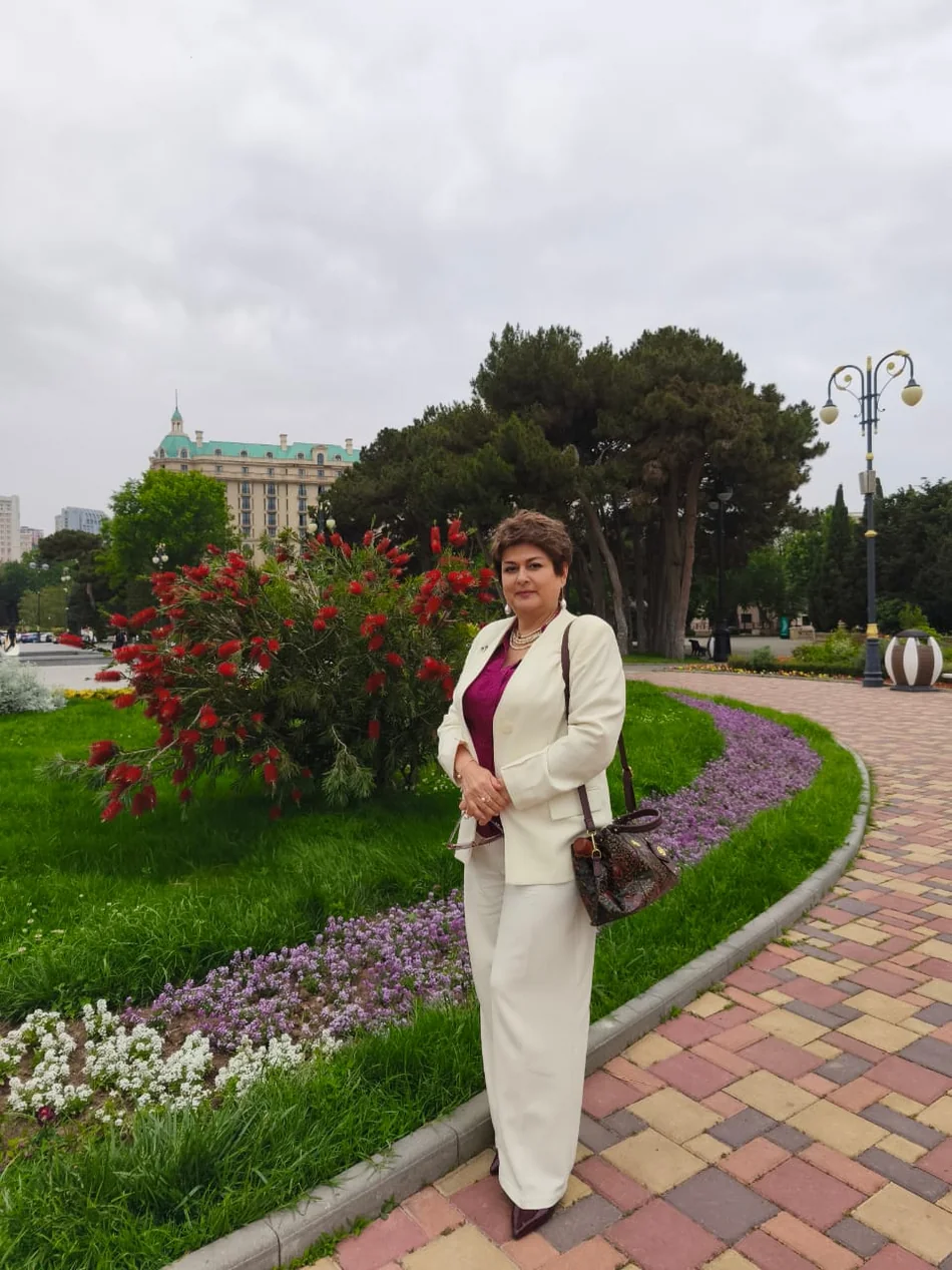 Uşaq nevroloqu Suad Axundova