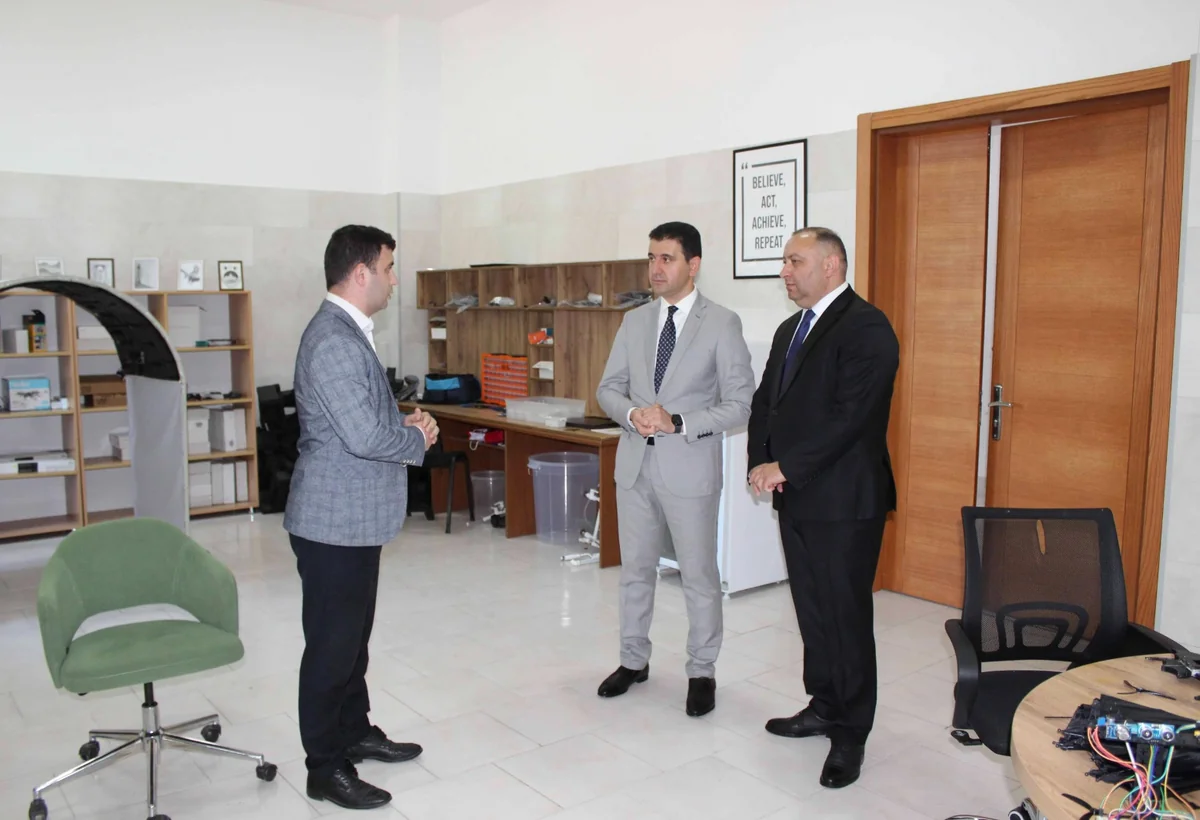 Deputat ADAU-da rəqəmsal transformasiya prosesini qiymətləndirib