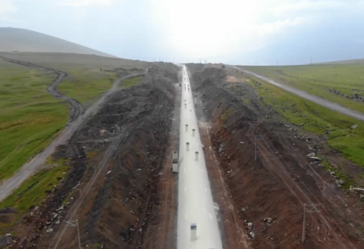 Bakıdan Qarsa çəkilən dəmir yolu - VİDEO