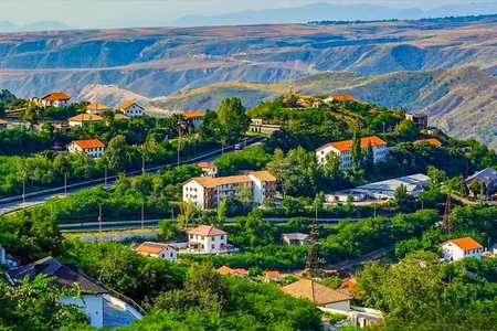 Laçında 340 mənzilli 19 bina tikiləcək