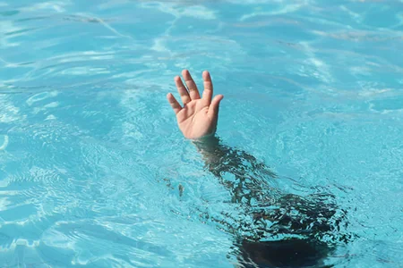 Naxçıvanda epilepsiyalı uşaq suda boğuldu