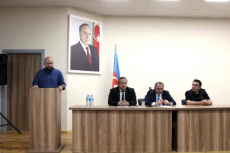 Daşkəsəndə məktəblilərə dağ-mədənçiliyi üzrə karyera imkanları izah olunub