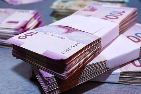 Dövlət büdcəsinin profisiti 13%-dən çox azalıb