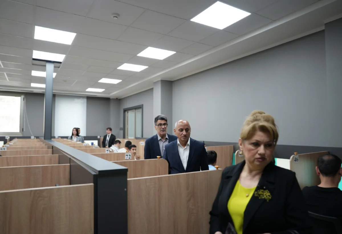 Vətəndaş cəmiyyəti nümayəndələri test imtahanını izlədi - FOTO