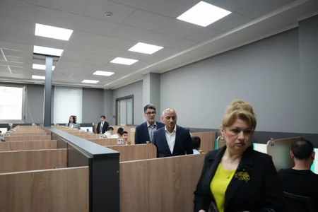 Vətəndaş cəmiyyəti nümayəndələri test imtahanını izlədi - FOTO