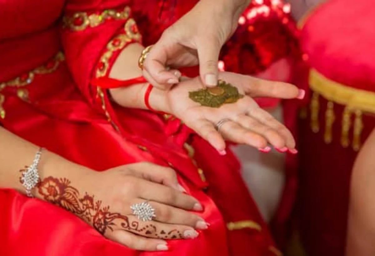Xınayaxdı niyə “Henna Party”-ə çevrildi? - AMEA-da müzakirə