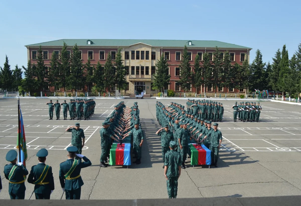 Gənc sərhədçilərin andiçmə mərasimi - FOTO
