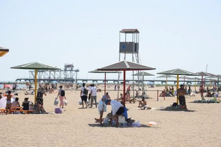 Bakıda və Abşeron çimərliklərində giriş qiymətləri – 2026-cı ilin yay tarifləri