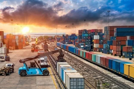Xarici ticarətdə ixracın payı 67%-i keçdi