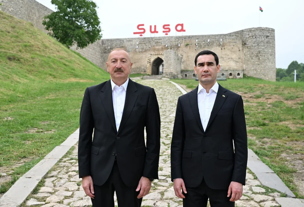 İlham Əliyev və Sərdar Berdiməhəmmədov Şuşada