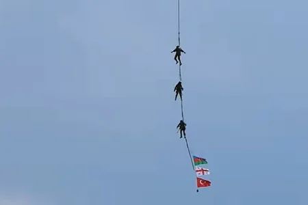 Azərbaycan, Gürcüstan və Türkiyənin xüsusi təyinatlılarının təlimindən - VİDEO