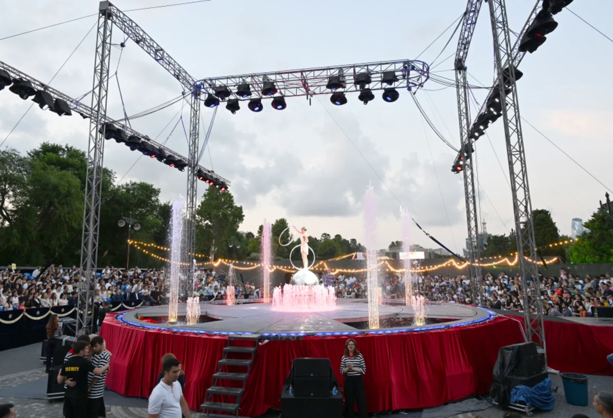 Leyla Əliyeva və Arzu Əliyeva “CandyFest” yay festivalını ziyarət ediblər - FOTO