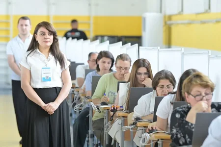 Qiymətləndirmə üzrə işləmək istəyənlər üçün imtahanı keçirildi