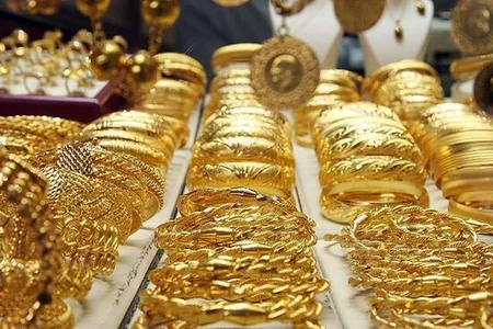 Yarım milyon manatlıq qızılları mənimsəyən özbək qadın həbs olundu