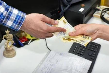 İşsizlikdən sığorta daxilolmaları 10%-ə yaxın artıb