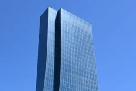 AMB satış agenti seçməyə yeni bank tapmadı