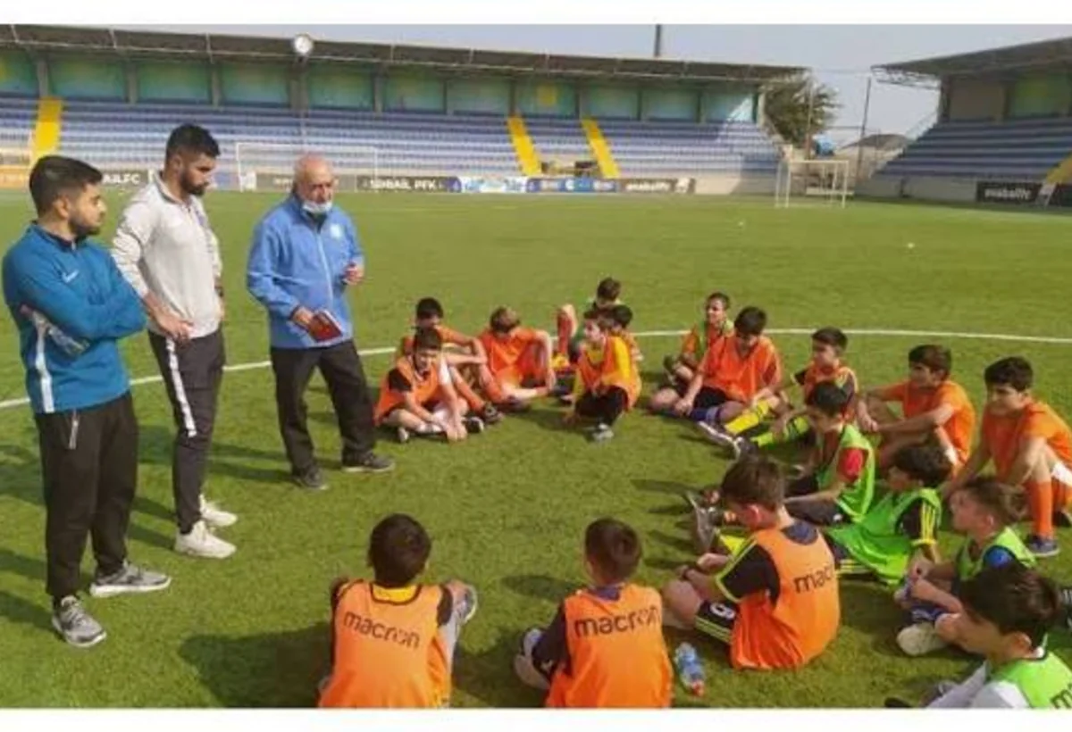 Futbol akademiyalarına uşaqların məktəb davamiyyəti ilə bağlı TAPŞIRIQ