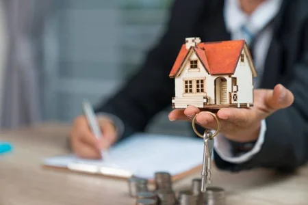 Dövlətin verdiyi ipoteka kreditlərinin orta məbləği 100 min manatı keçib