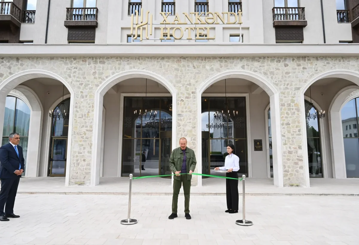 İlham Əliyev Xankəndi hotelinin AÇILIŞINDA
