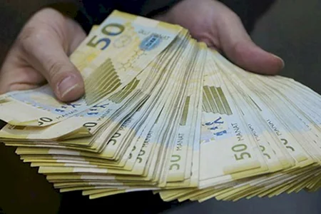 Bu sahədə çalışanlar 4400 manat maaş alır - CƏDVƏL