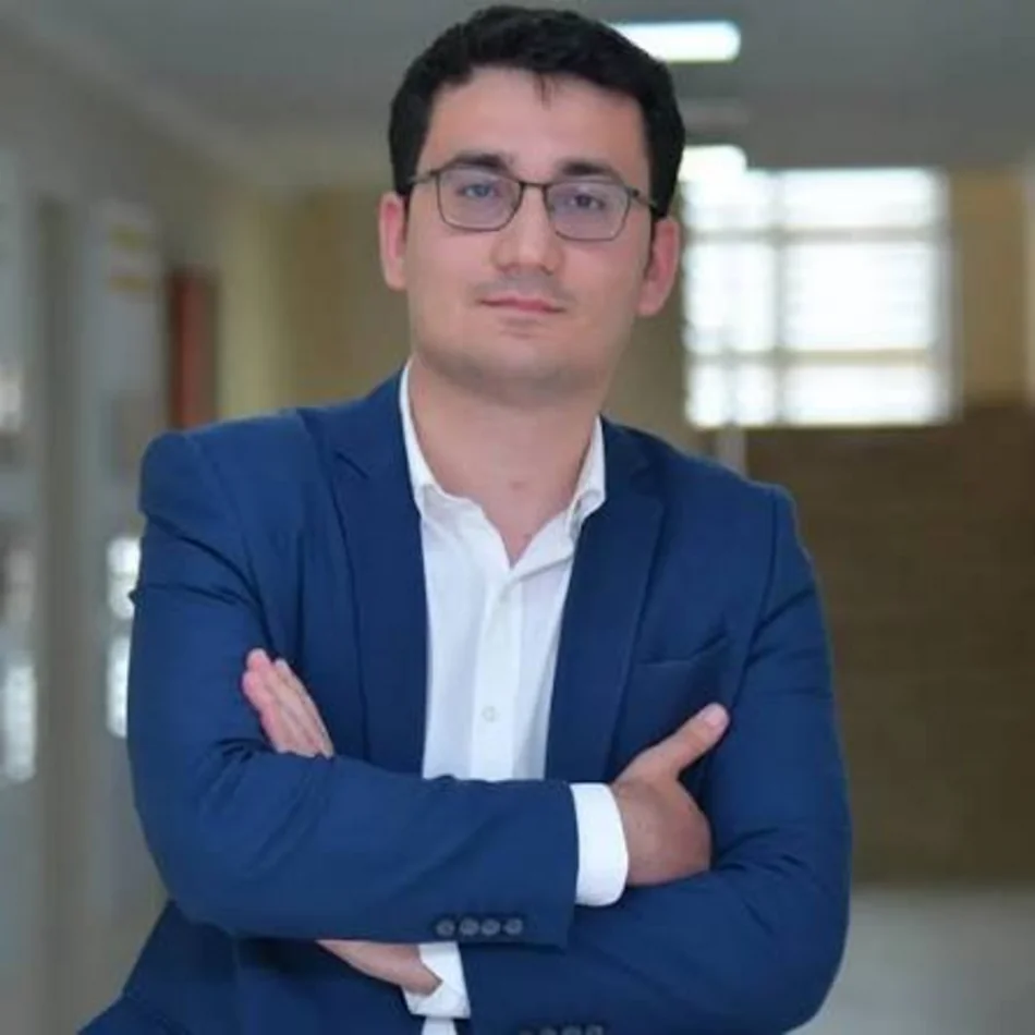 psixoloq Fuad Əsədov