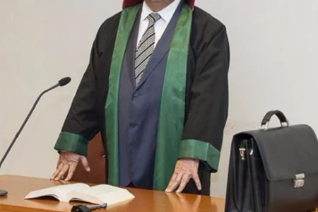Yeni vəkillərin yalnız 12 faizi bölgələrdə işləyəcək
