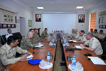 Ölkələr arasında hərbi əməkdaşlıq müzakirə olundu - FOTO