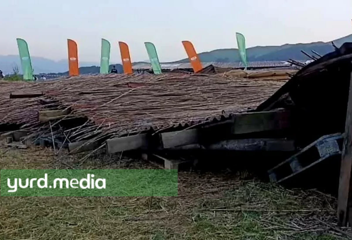 Göygöldə Milli Yaylaq Festivalında konstruksiya uçdu, xəsarət alanlar var