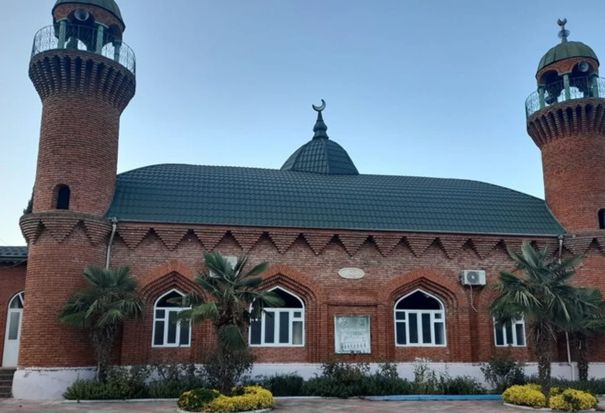 Məsciddə azyaşlılara dini dərnək təşkil edən CƏZALANDIRILDI