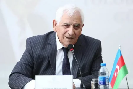 Nəriman Həsənzadə süni tənəffüs aparatına qoşulub