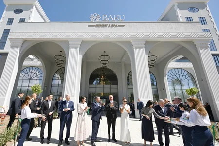 Prezidentlər və xanımları beşulduzlu “Baku Resort & Spa”nın AÇILIŞINDA - FOTO