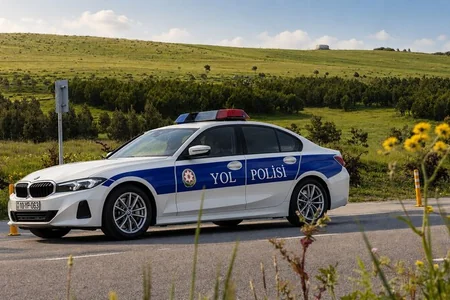 Yol polisindən həftəsonu bölgələrə gedənlərə ÇAĞIRIŞ