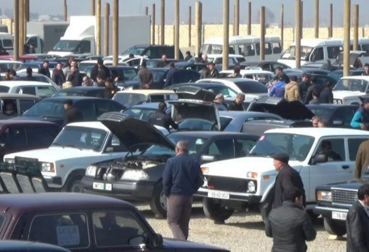 Paytaxt sakinləri daha çox Mercedes” satır, bölgədəkilər isə LADA”
